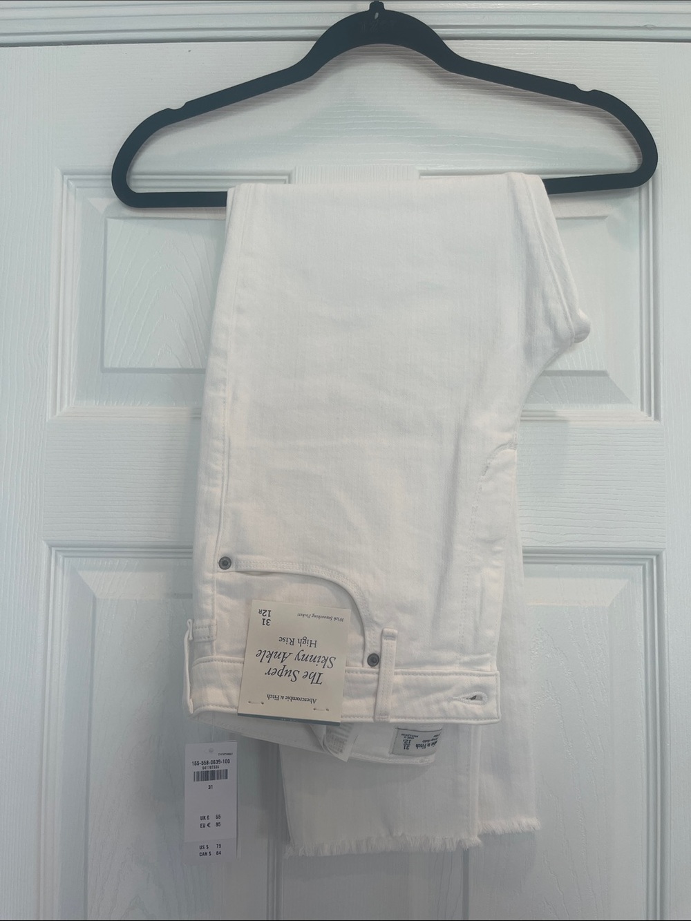 Abercrombie & Fitch White Super Skinny Ankle Jeans